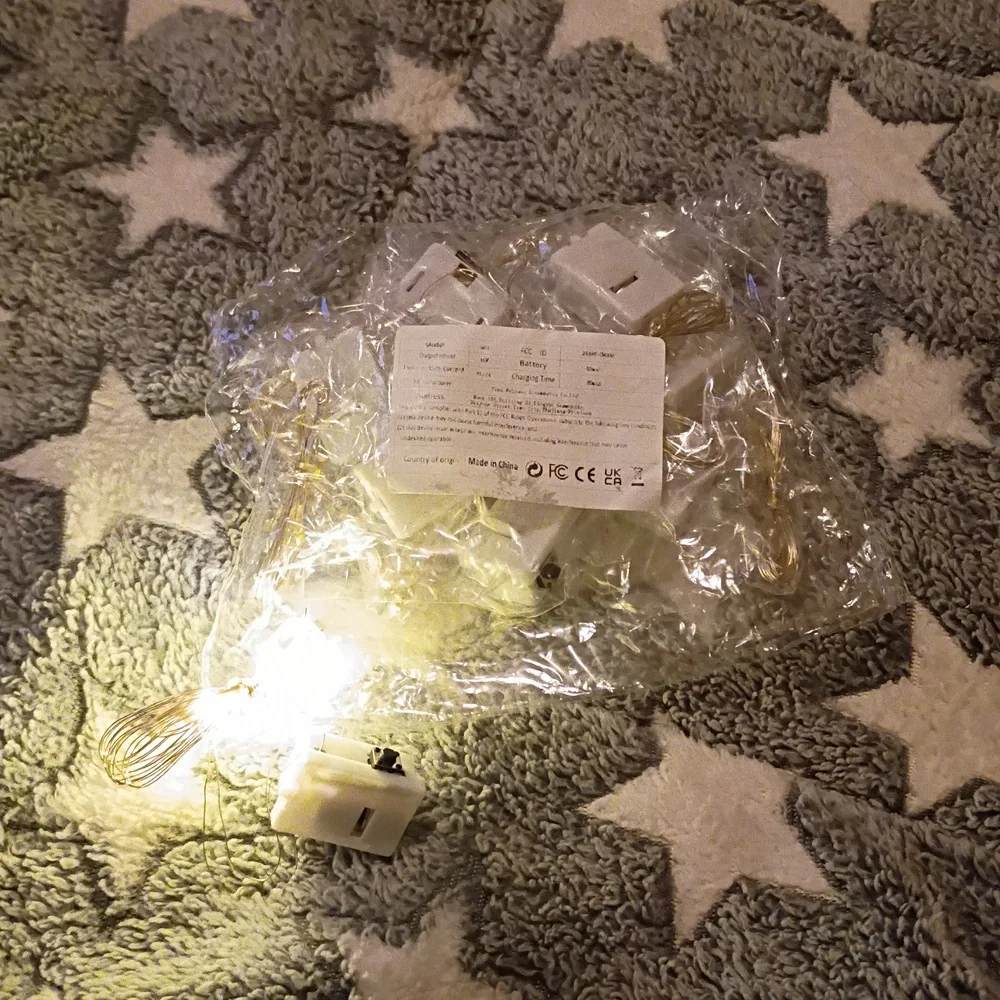 LED String Lights with Clips And Magnets